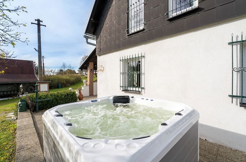 Photo 33 - Country Cottage With Sauna and Bubble Bath