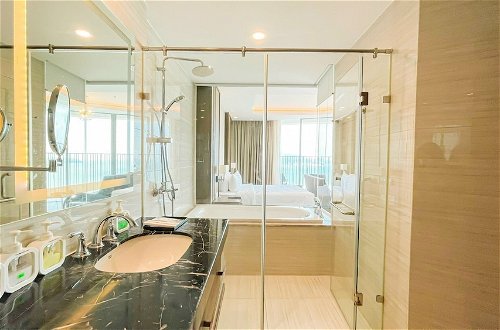 Foto 20 - Panorama Luxury Sea View Apartment