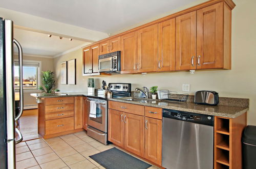 Photo 4 - Charming 1BR Apt in Arlington Heights