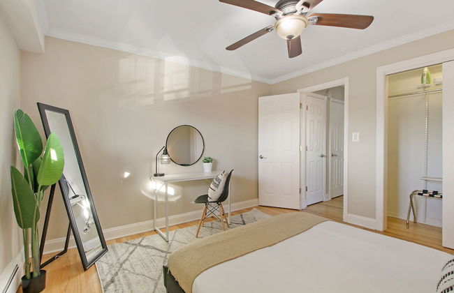Charming 1BR Apt in Arlington Heights - Foto 1