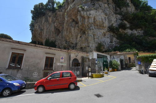 Foto 28 - CARPEDIEM. Apartment with 59 steps-gradini. In the center of Amalfi at 650 mt from the sea with payment parking