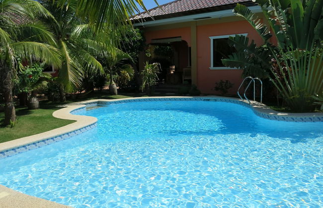 Alona's Coral Garden Resort - Foto 9