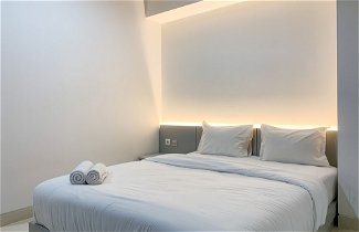 Photo 3 - Modern And Comfort Design Studio Room At West Vista Apartment