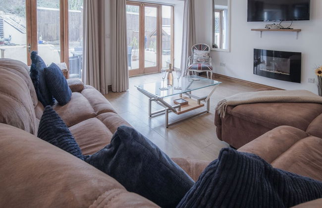 Fletcher Coach House - 3 Bedroom Cottage - Pendine - Foto 45