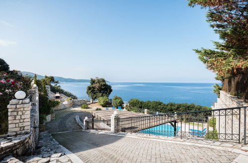 Foto 16 - Four-Bedroom Villa Alexandros by Konnect, Private Pool & SeaView