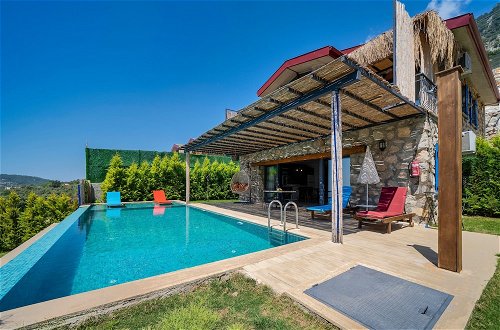 Foto 1 - Honeymoon Villa With Private Pool