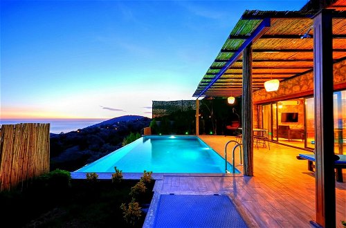 Photo 7 - Honeymoon Villa With Private Pool