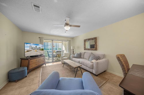 Photo 6 - Tranquil Condo With Multiple Pools on White Sands