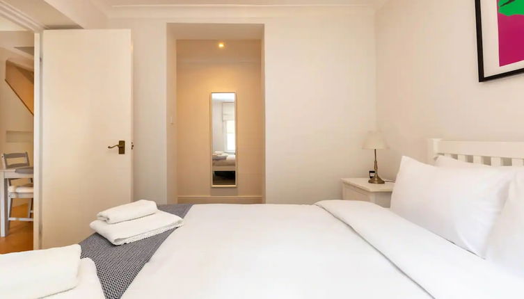 Photo 1 - Lovely 1 Bedroom Apartment in Colourful Notting Hill