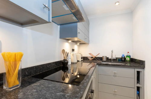 Foto 7 - Lovely 1 Bedroom Apartment in Colourful Notting Hill