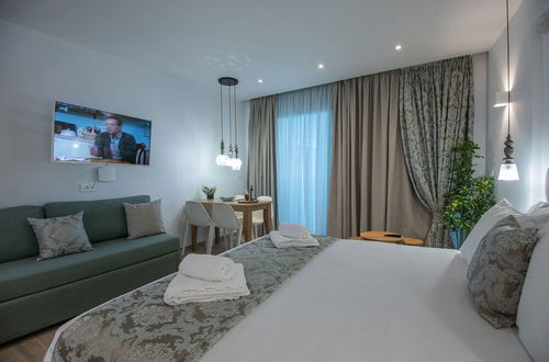 Photo 26 - Ammos Luxury Suites