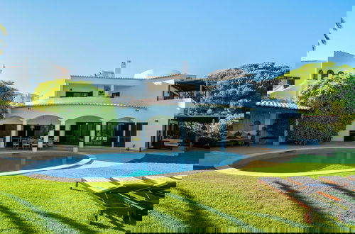Foto 45 - Luxury Private Family Villa W/ S-Pool Ac & Parking