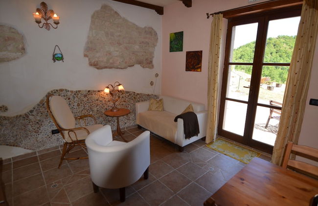 Tasteful Apartment in Pergola With Terrace - Photo 41