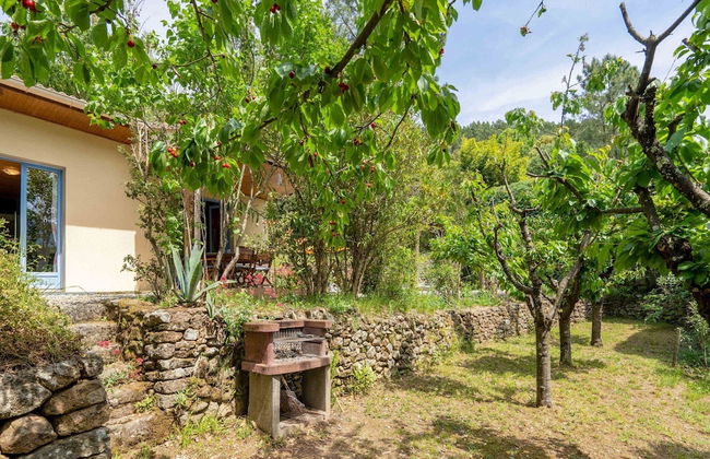 Serene Holiday Home in Les Salelles With Swimming Pool - Foto 2