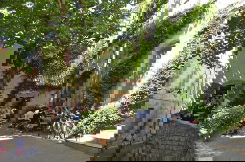 Foto 59 - Holiday Cottage With Private Terrace, Bellegarde