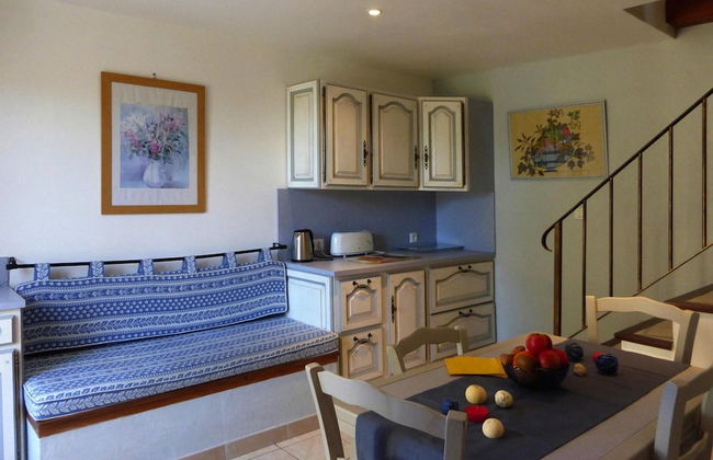 Holiday Cottage With Private Terrace, Bellegarde - Foto 21