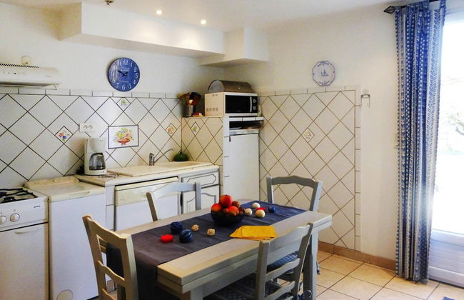 Holiday Cottage With Private Terrace, Bellegarde - Foto 17