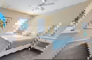 Foto 2 - Veranda Home, 8br, 6 En-suites, Lake View,pool/spa 8 Bedroom Villa by RedAwning