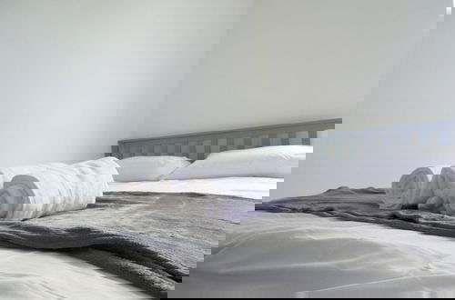 Photo 6 - Cosy & Modern 1 Bed Studio