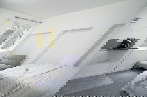 Photo 1 - Cosy & Modern 1 Bed Studio