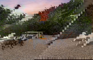 Photo 2 - Azul Oasis by Avantstay Pool, Hot Tub, Bocce Ball Minutes From Downtown