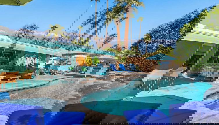 Photo 1 - Azul Oasis by Avantstay Pool, Hot Tub, Bocce Ball Minutes From Downtown