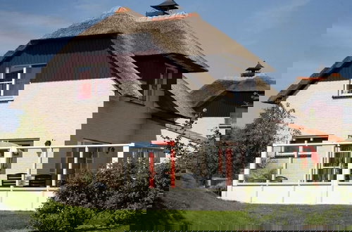 Foto 1 - Modern Villa in Makkum With Garden