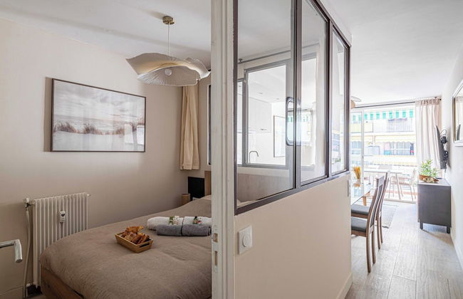 Sunny Getaway With Balcony and A/C in Antibes - Foto 4
