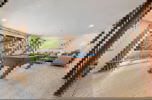 Photo 9 - Family Home w Pool-hot Tub-large Yard-pool Table