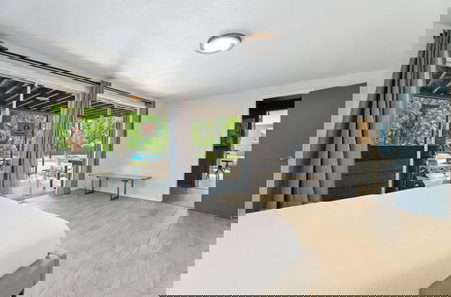 Photo 27 - Family Home w Pool-hot Tub-large Yard-pool Table