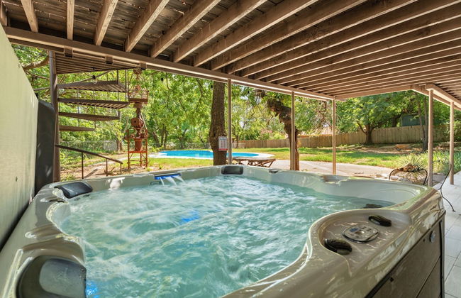 Spacious Family Home w Pool Hot Tub Large Yard - Foto 1