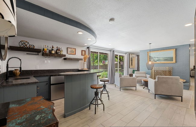 Family Home w Pool-hot Tub-large Yard-pool Table - Foto 14