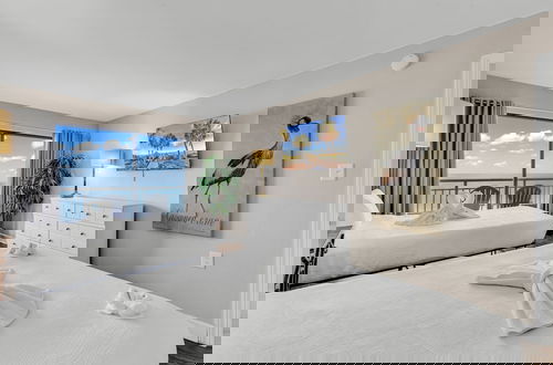 Foto 5 - Bluewater Resort 903