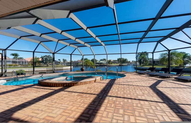 Tropical-waterfront - Heated Pool-spa-dock-kayaks-bikes - Foto 10