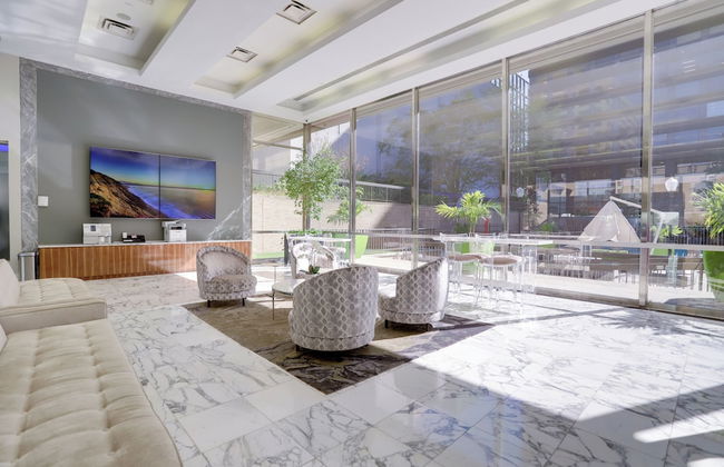 Walkable DC View Apartments - Foto 7