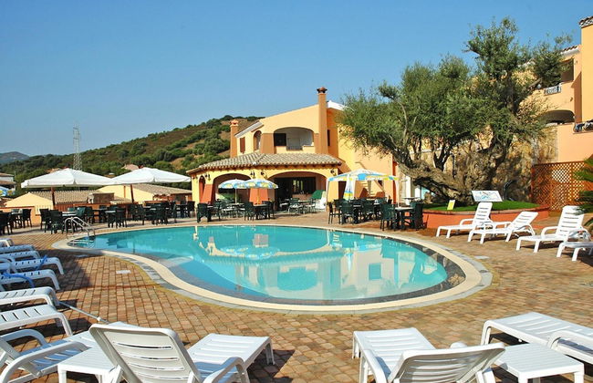 Apartment in Budoni With Terrace - Foto 1