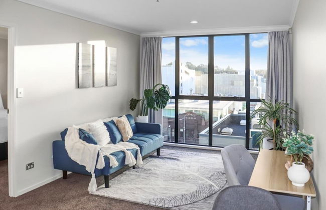2BR Newmarket Retreat near Broadway: Zodiak Stays - Foto 1