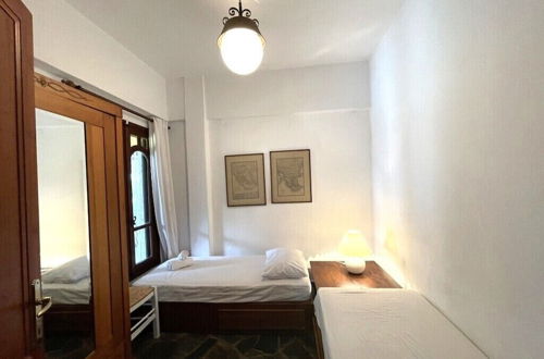 Photo 3 - Spacious Maisonette on the 