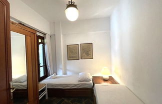 Photo 3 - Spacious Maisonette on the 