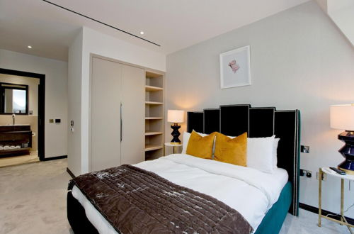 Photo 22 - Gs17 - 3 Bed Deluxe in London