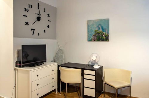 Photo 6 - Cozy Designer 1BD Apartment in Heart of Vienna