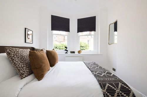 Photo 16 - The Streatham Hill Wonder - Spacious 4bdr House With Garden and Terrace