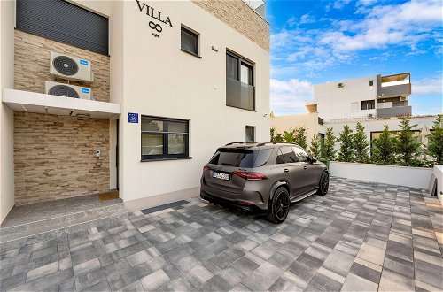 Foto 28 - Villa 8 - Luxury Roof top Pools
