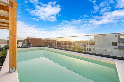Photo 19 - Villa 8 - Luxury Roof top Pools