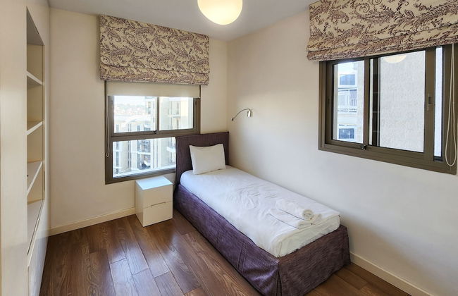 Holiday Luxury Home by FeelHome - Photo 8