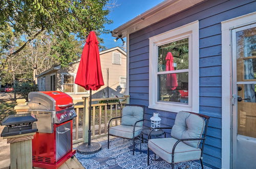 Photo 5 - Central Cottage w/ Grill, 1 Mi to Cajun Field