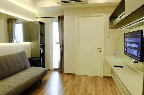 Photo 12 - Homey 1Br At Apartment Parahyangan Residence