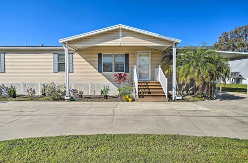 Photo 10 - Sunny Waterfront Welaka Home w/ Private Dock