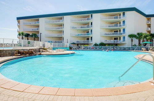 Foto 27 - Stunning 2 Br/2 BA Third Floor Unit Directly On Santa Rosa Beach! Sleeps 6