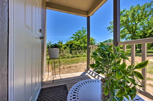 Photo 21 - Modern Alba Tiny Home Near Lake Fork Boating